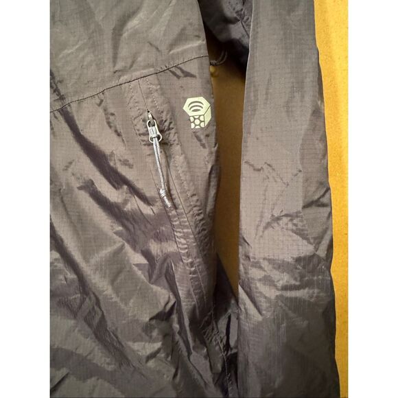 Mountain Hardware Nylon Jacket - Picture 3 of 9